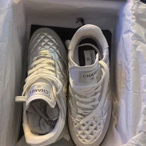 Chanel sneakers - Picture 3 of 5